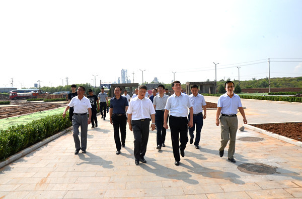 任建華.jpg 任建華.jpg