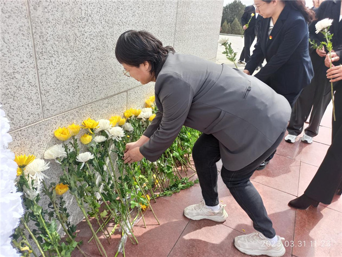 圖片2.jpg 圖片2.jpg