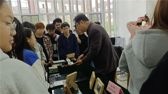 圖片2.jpg 圖片2.jpg