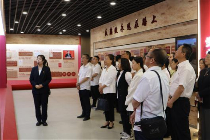 圖片2.jpg 圖片2.jpg